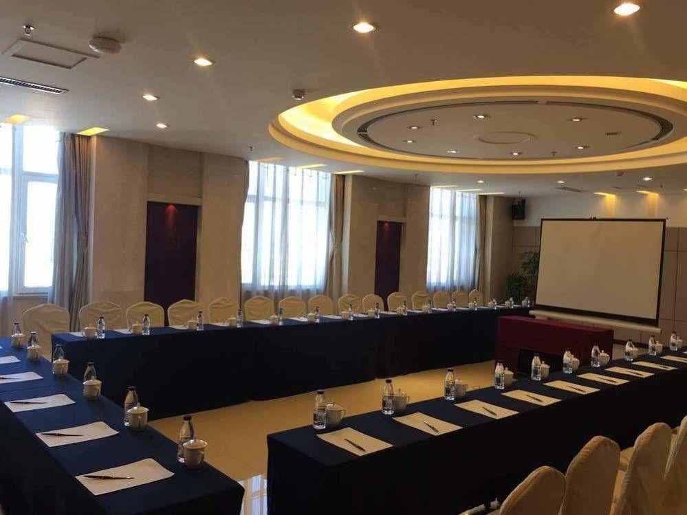 Shenyang Civil Aviation Hotel Bagian luar foto